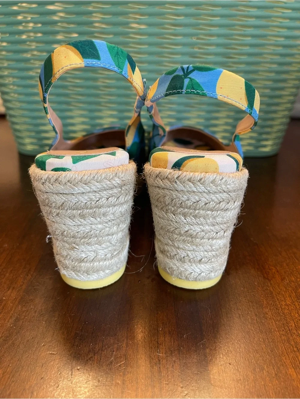 COLE HAAN Womens Cloud feel Espadrille Wedge Slingback Lemon SZ 6.5B